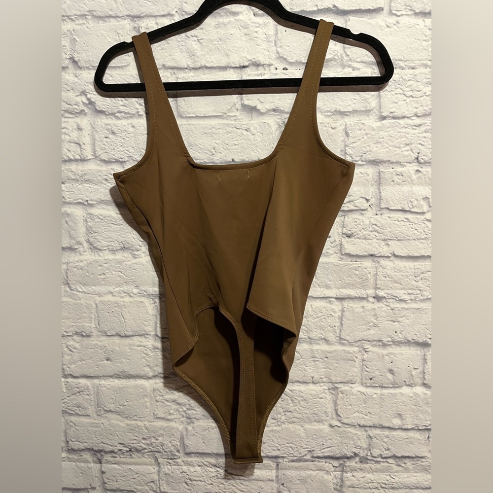 New Good American Modern Tank Scuba Bodysuit Size Medium - Picture 7 of 8